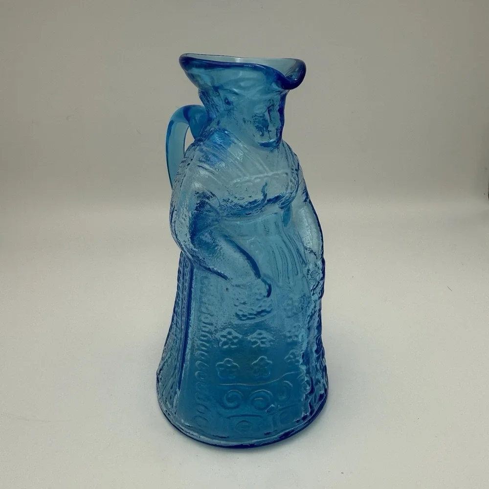 Syrup Pitcher Creamer Colonial Lady Figural Kanawha Glass Blue Vintage Art Glass